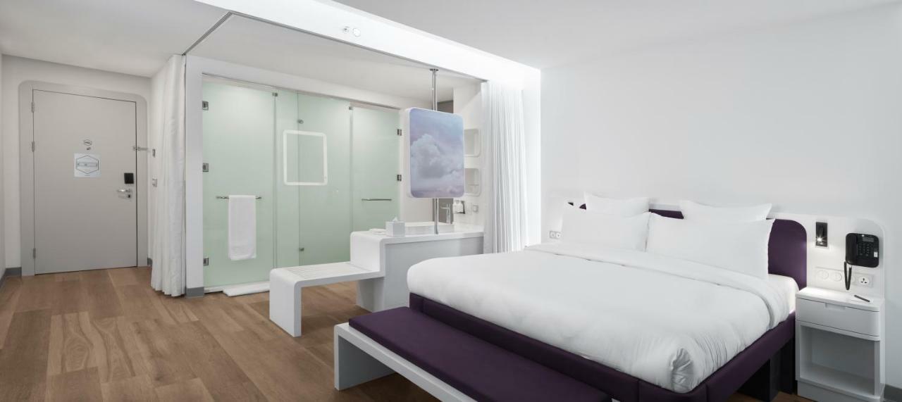 First Class King Junior Suite with Kitchenette