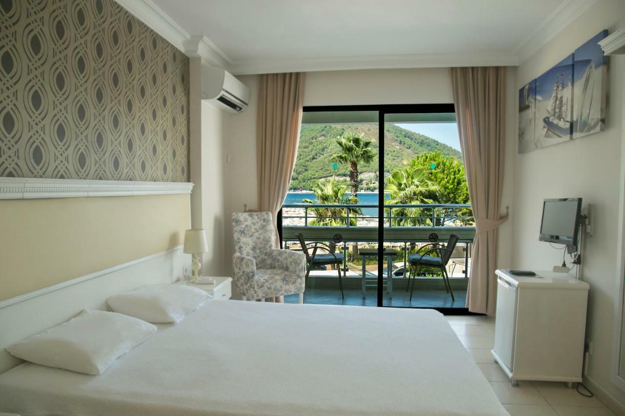 Double or Twin Room Sea View,911047918:JPEG