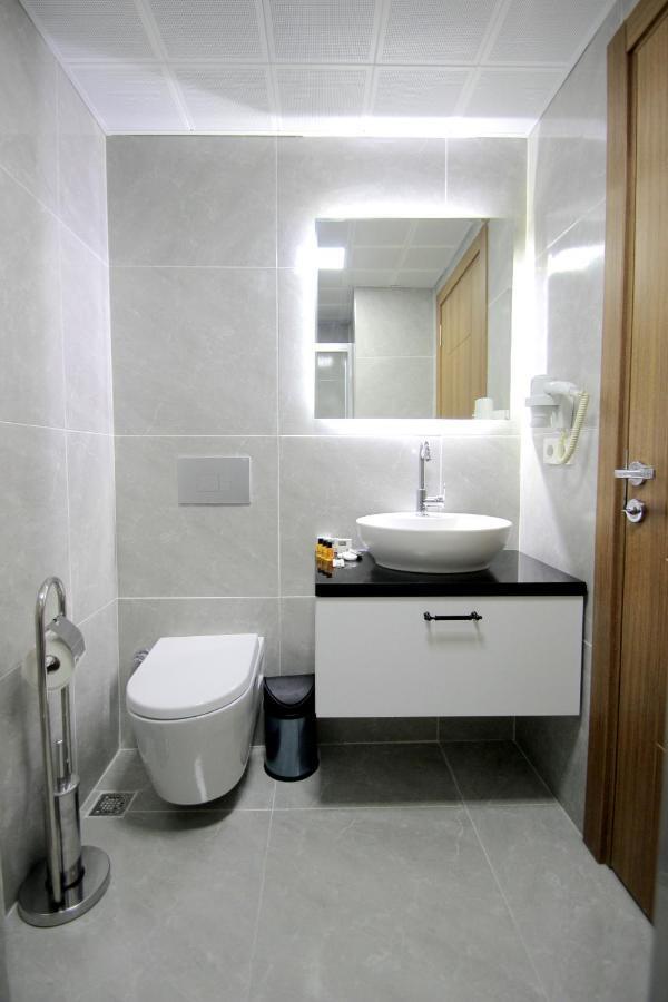 Single Room with Park View,950172220:JPEG