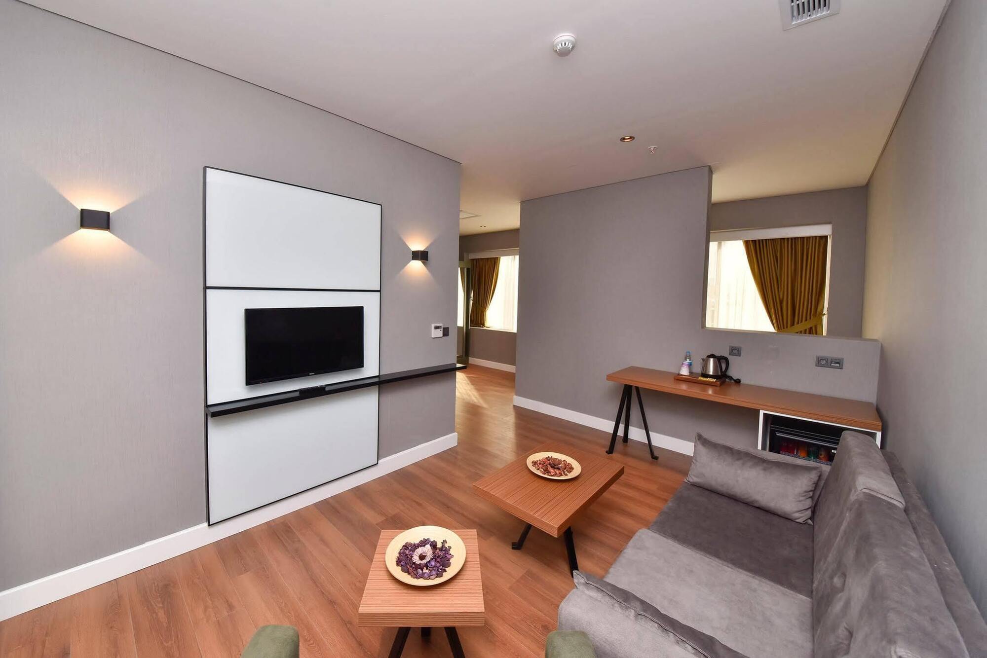 Superior Suite,959555395:JPEG