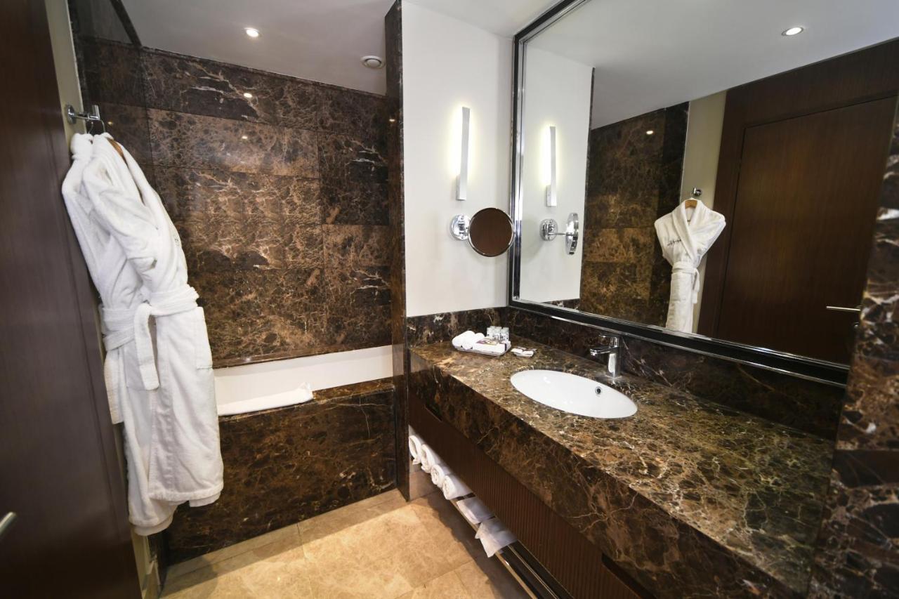 Superior Suite,964572364:JPEG