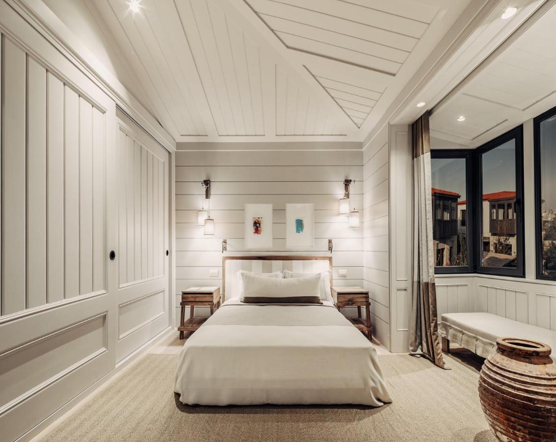 Superior Suite,978276574:JPEG