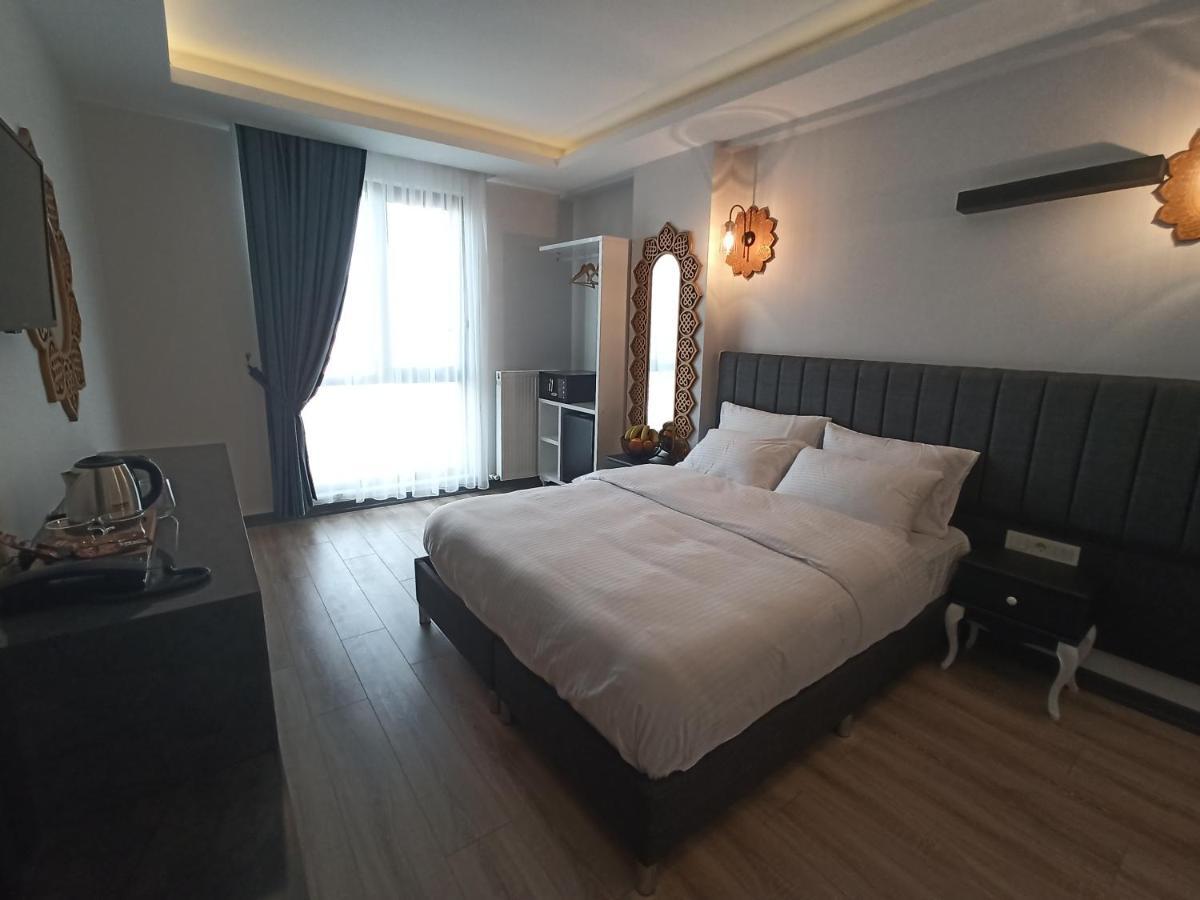 Quarto Deluxe com Cama de Casal ou 2 de Solteiro