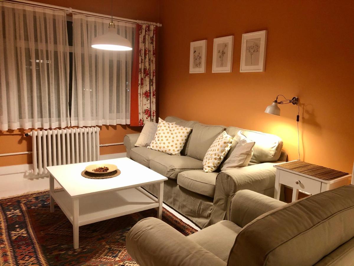 Apartment with Balcony,977928949:JPEG