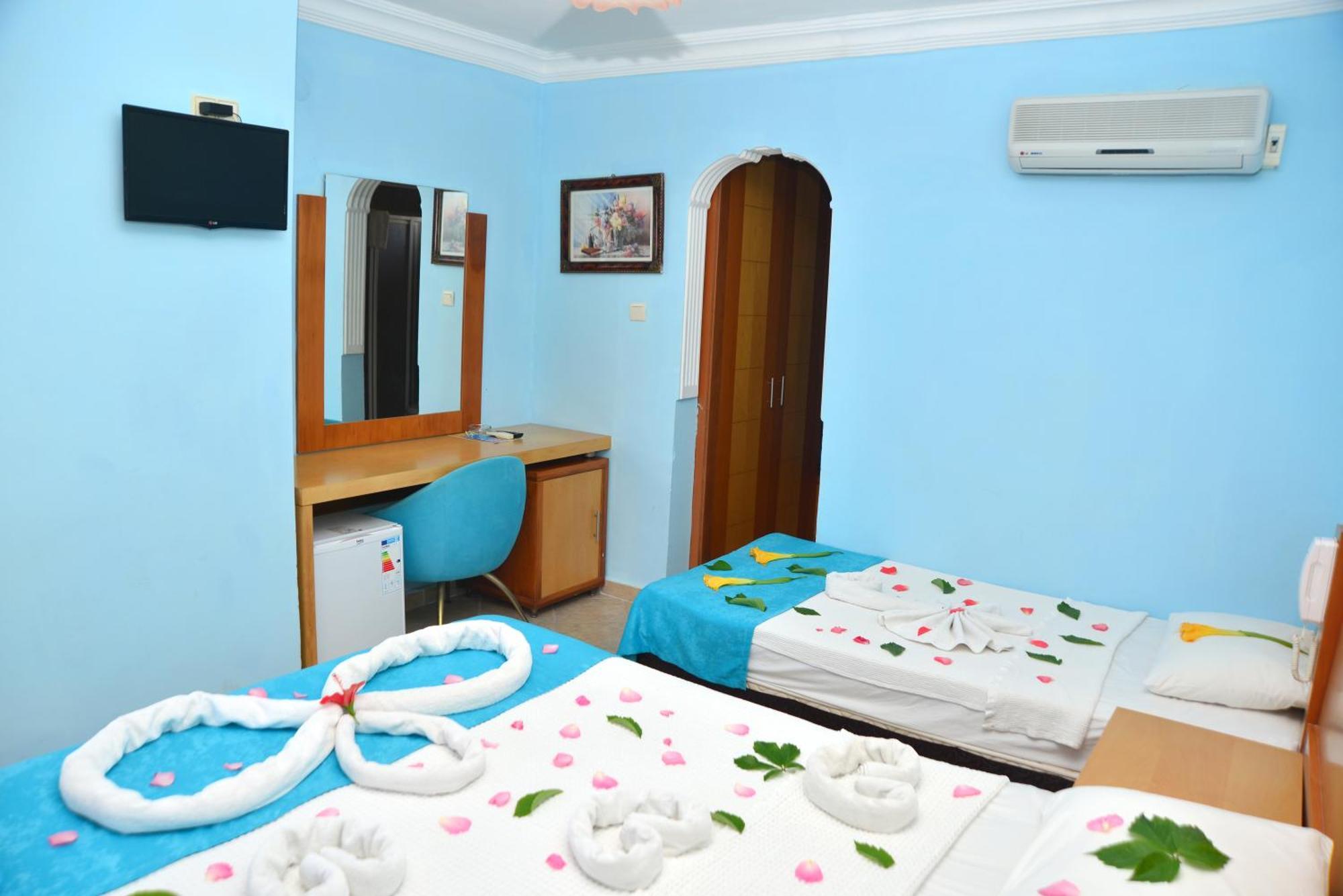 Standard Double or Twin Room,983777863:JPEG