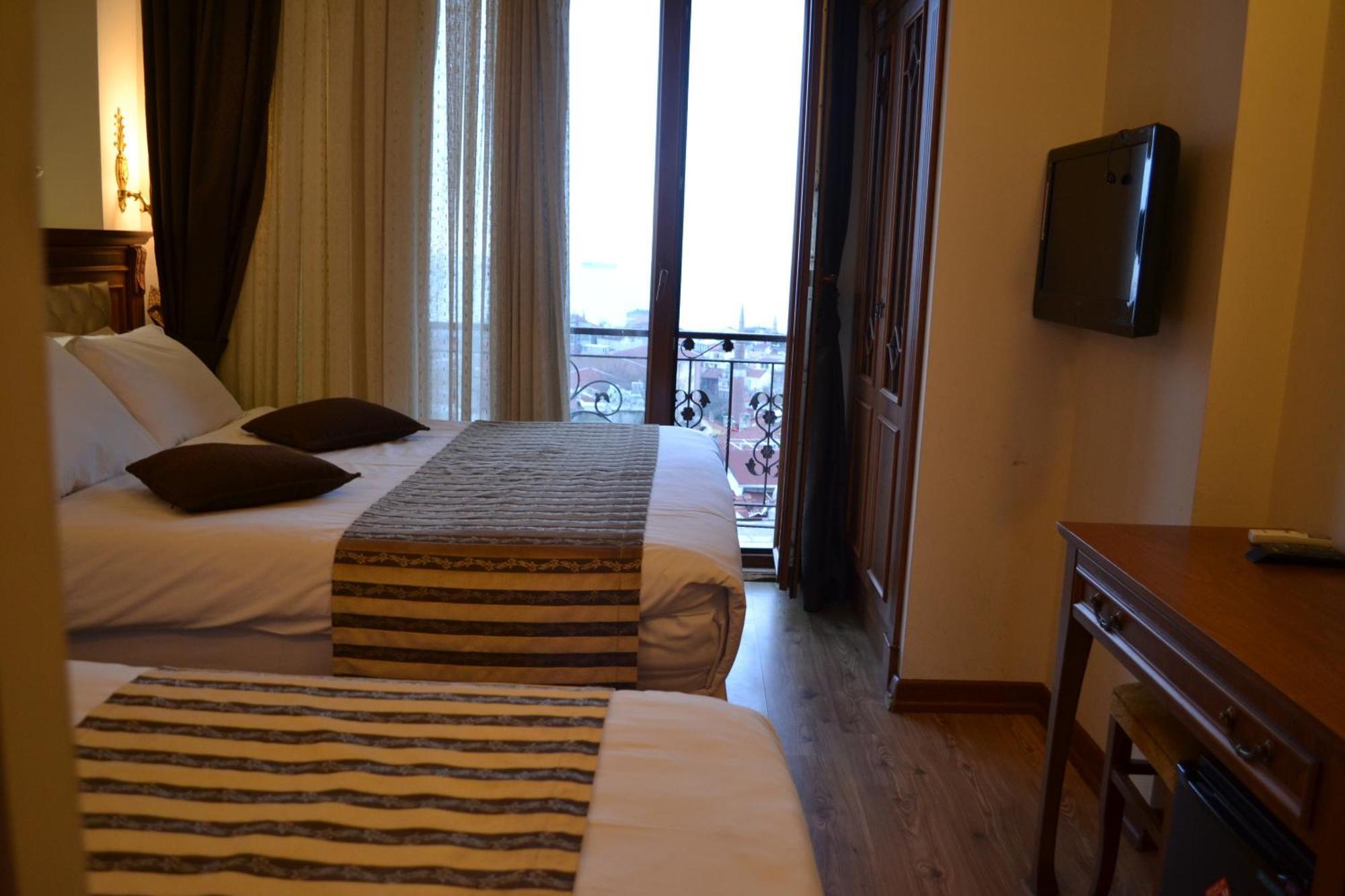 Deluxe Triple Room Sea View,545152506:JPEG
