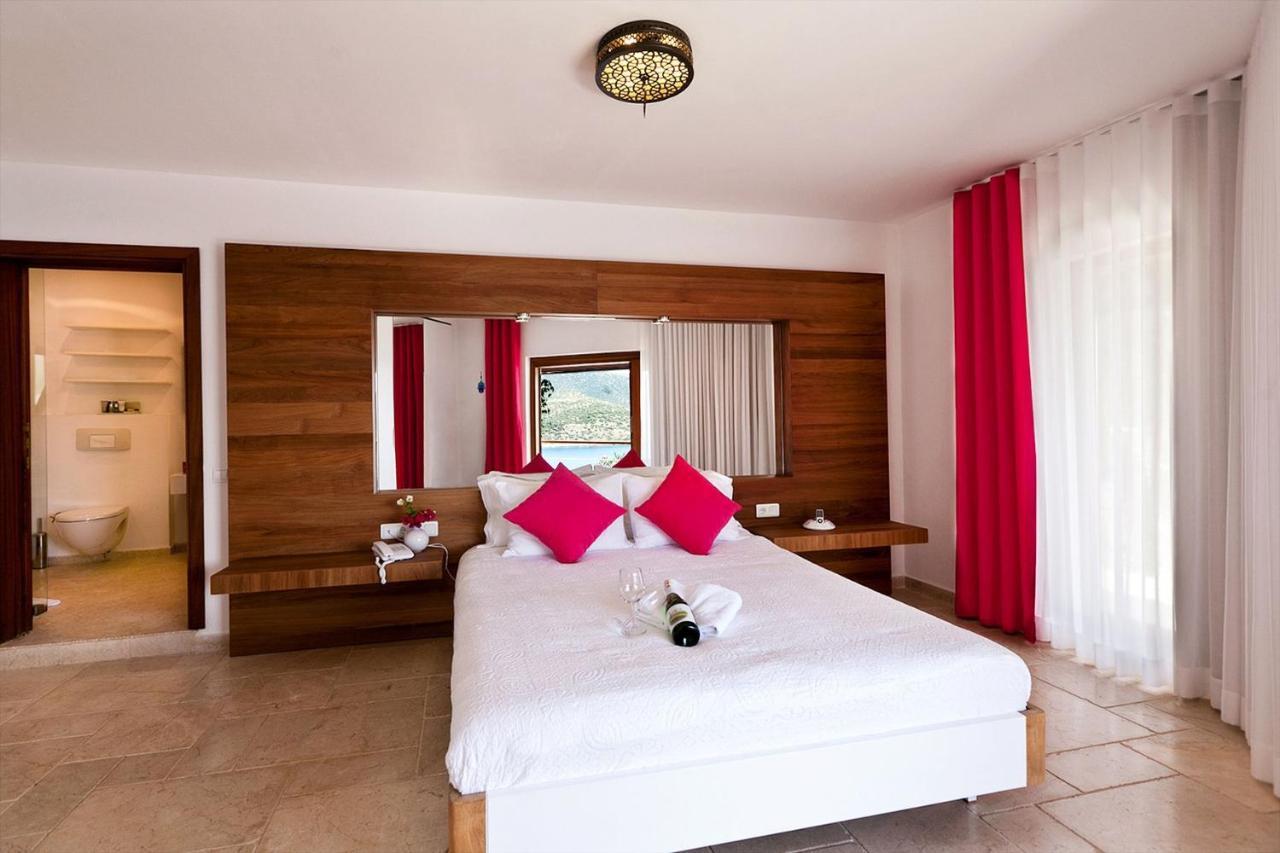 Doppelzimmer mit Balkon und Meerblick