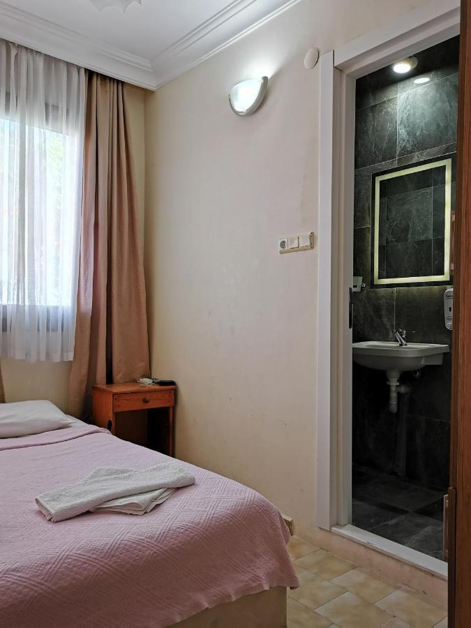 Economy Single Room