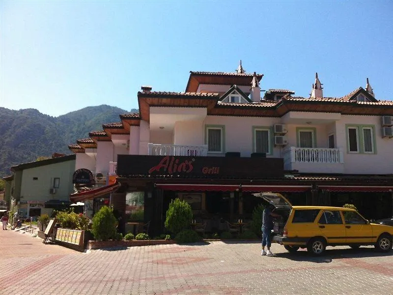 Imperial Apartments-1