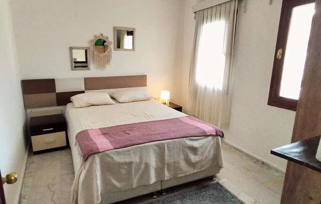 Cozy Apartment With Superb Location Near Popular Attractions In Bodrum-1