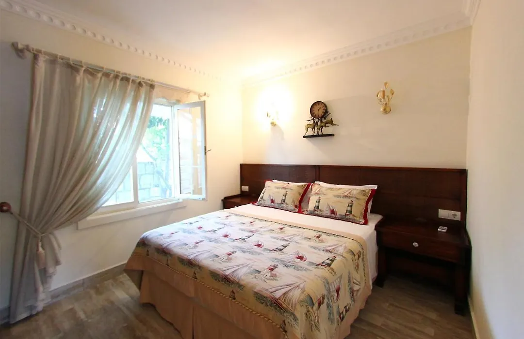 Losta Sahil Evi - Adults Only +12-1