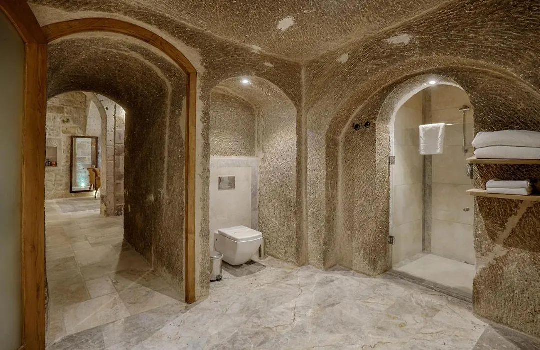 Hera Cave Suites-1