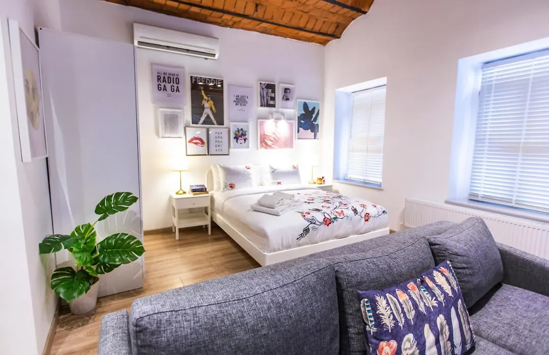Flats Company Ajda Apartment-1
