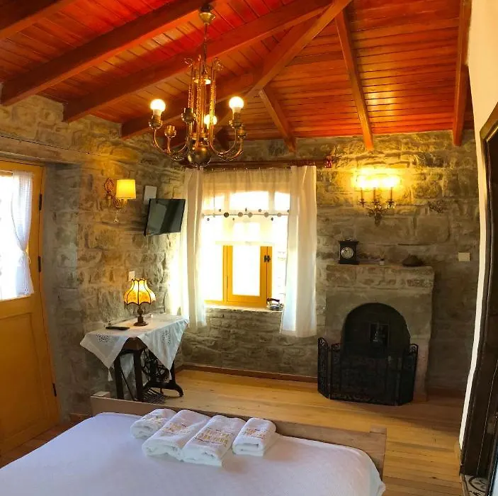 Sari Keçı Taş Otel-1