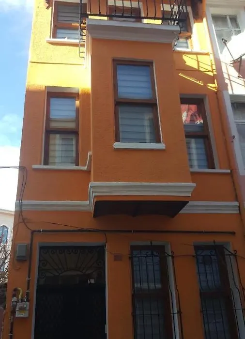 Orange Triplex House Balat-1