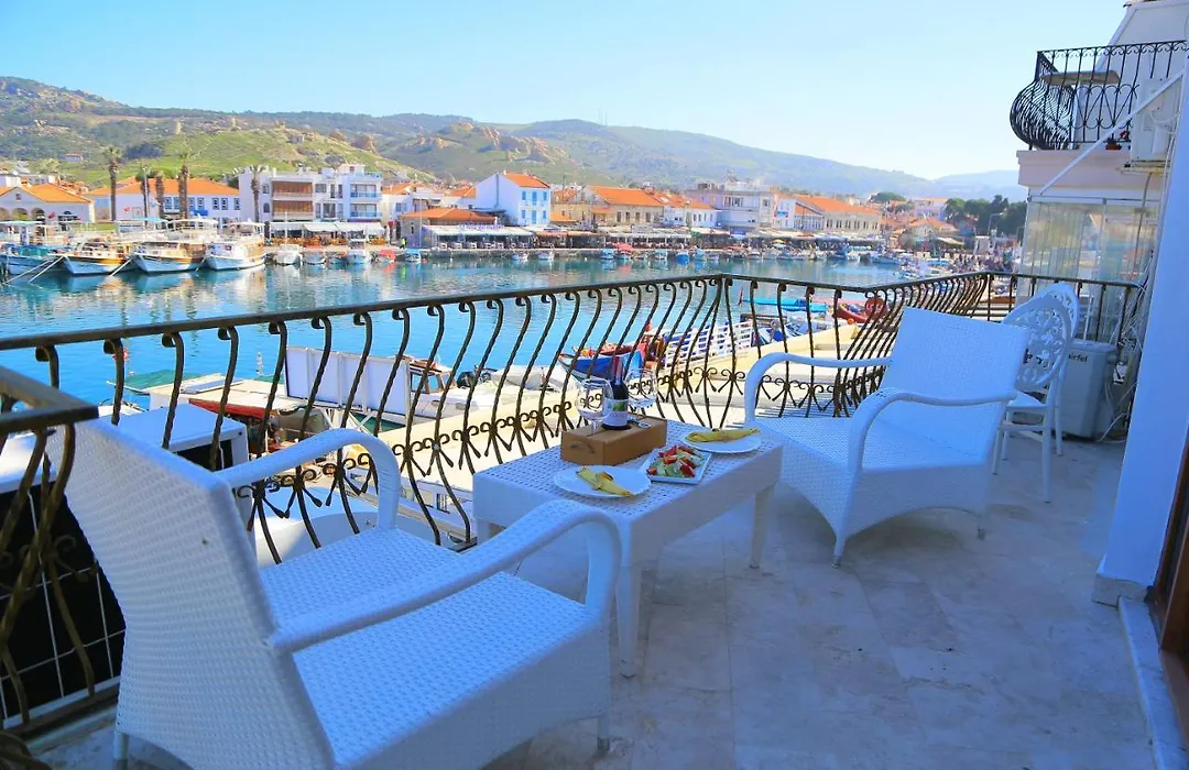 Huri & Nuri Hotel (Adults Only)-1