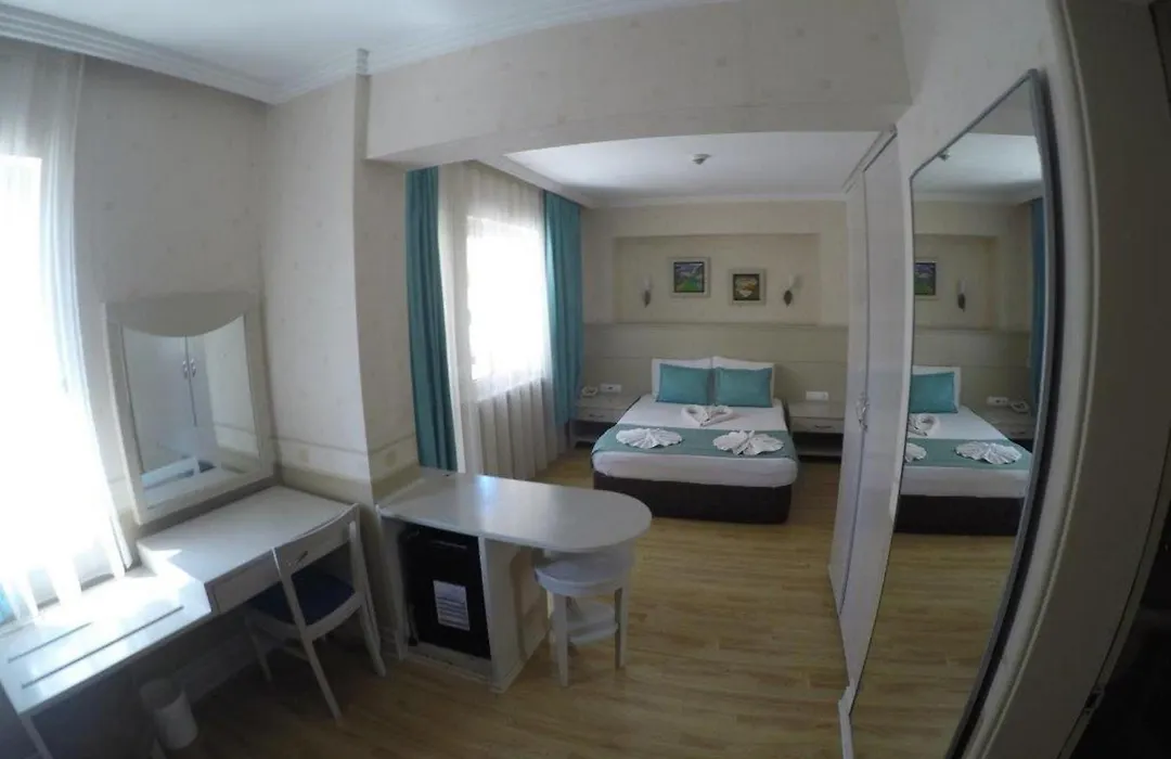 Almena Hotel-1