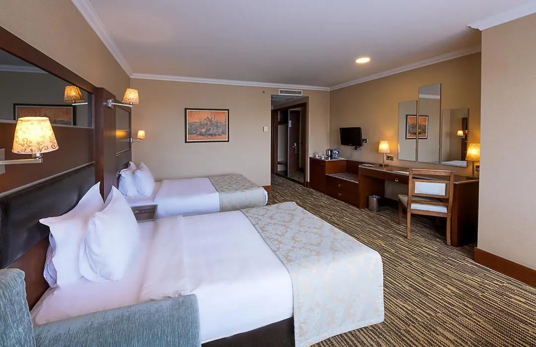 Dream Hill Business Deluxe Hotel Asia-1