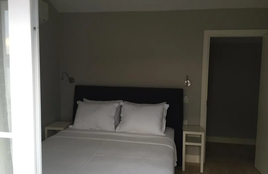 Teos Lodge Pansiyon-1