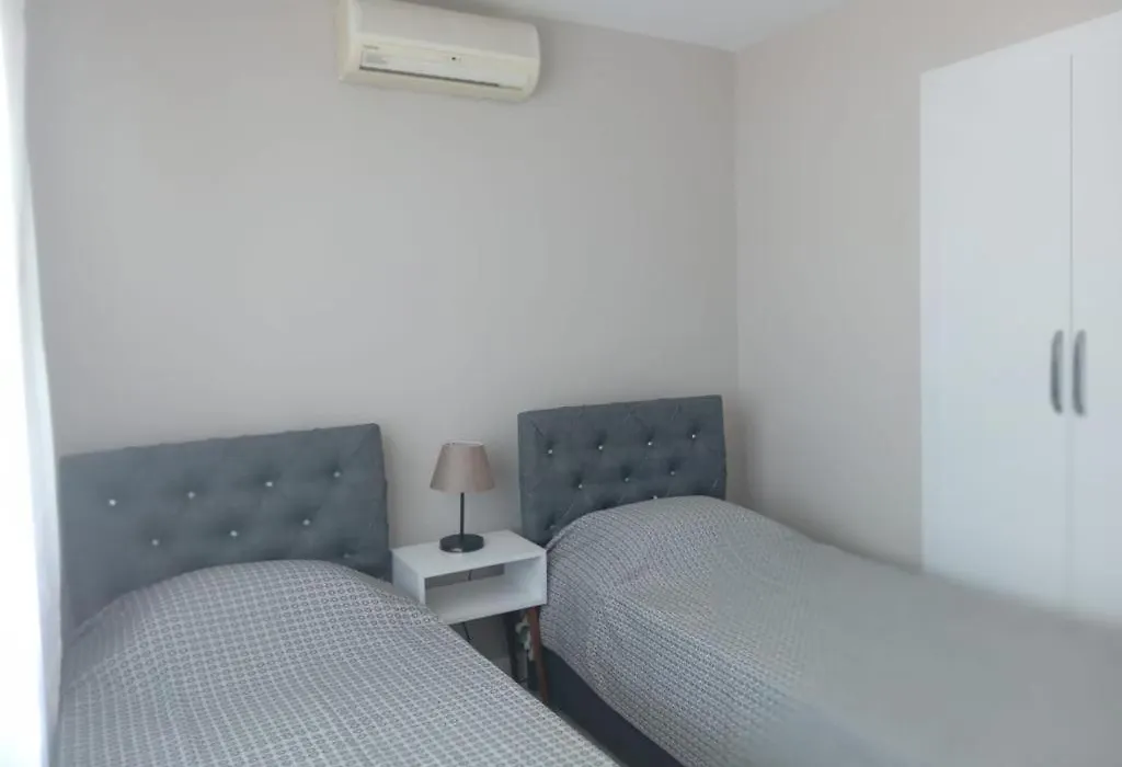 Dolphin Residences Jardin 2-1