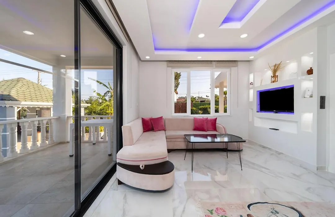 Marvelous Villa With Private Pool In Muratpasa-1