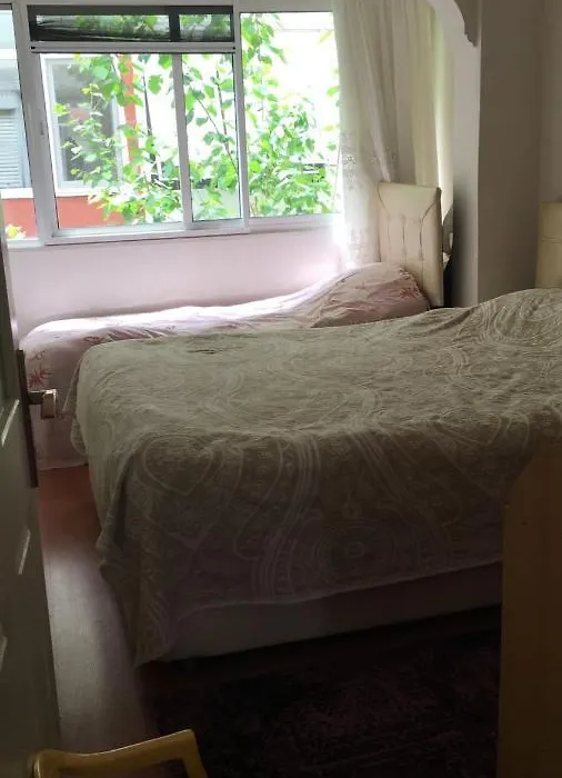 100M2 Apartment, Central Location, Free Parking-1