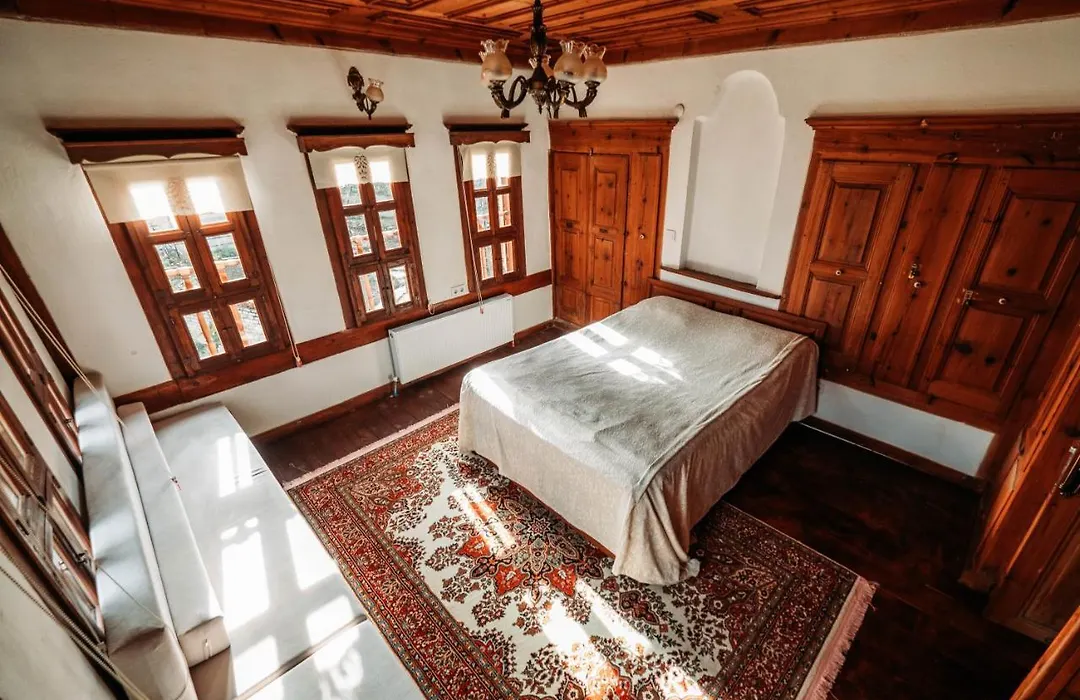 Camlica Konak Carsi-1
