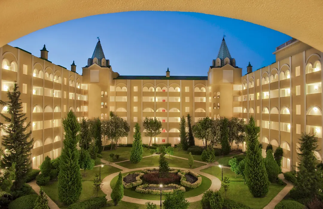 Kremlin Palace-1
