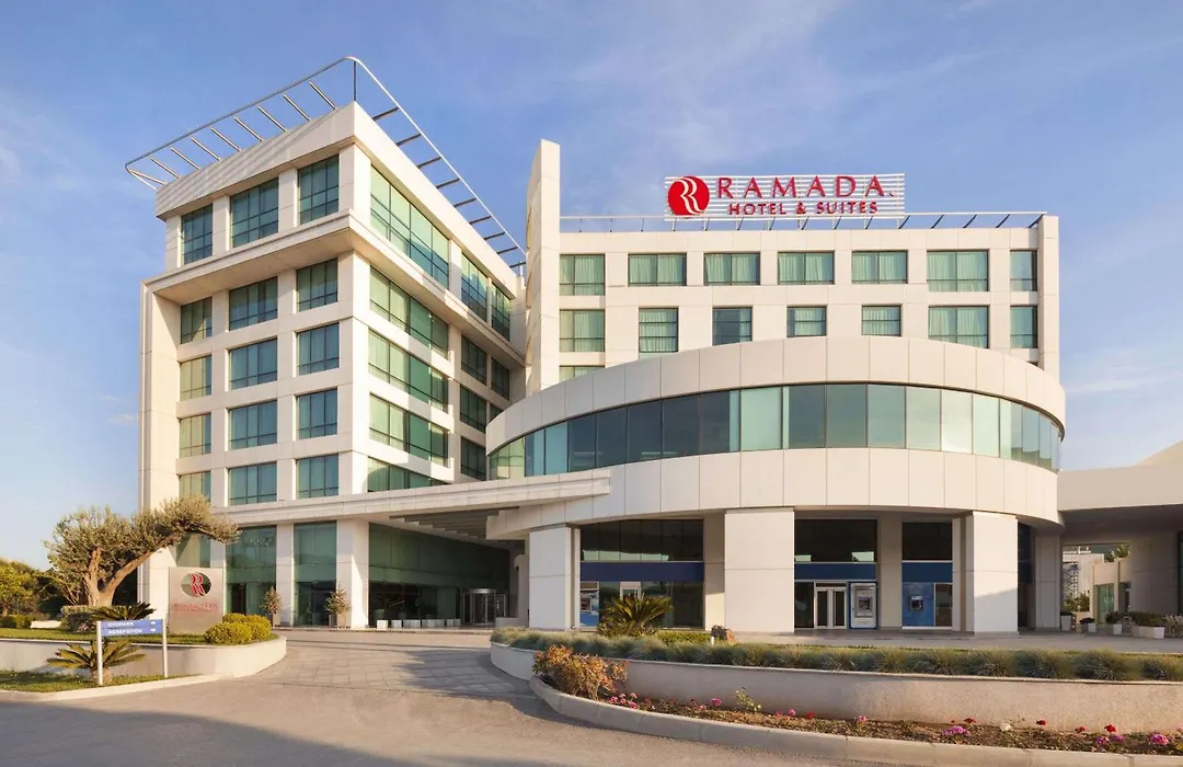 Ramada Hotel & Suites By Wyndham Izmir Kemalpasa-1