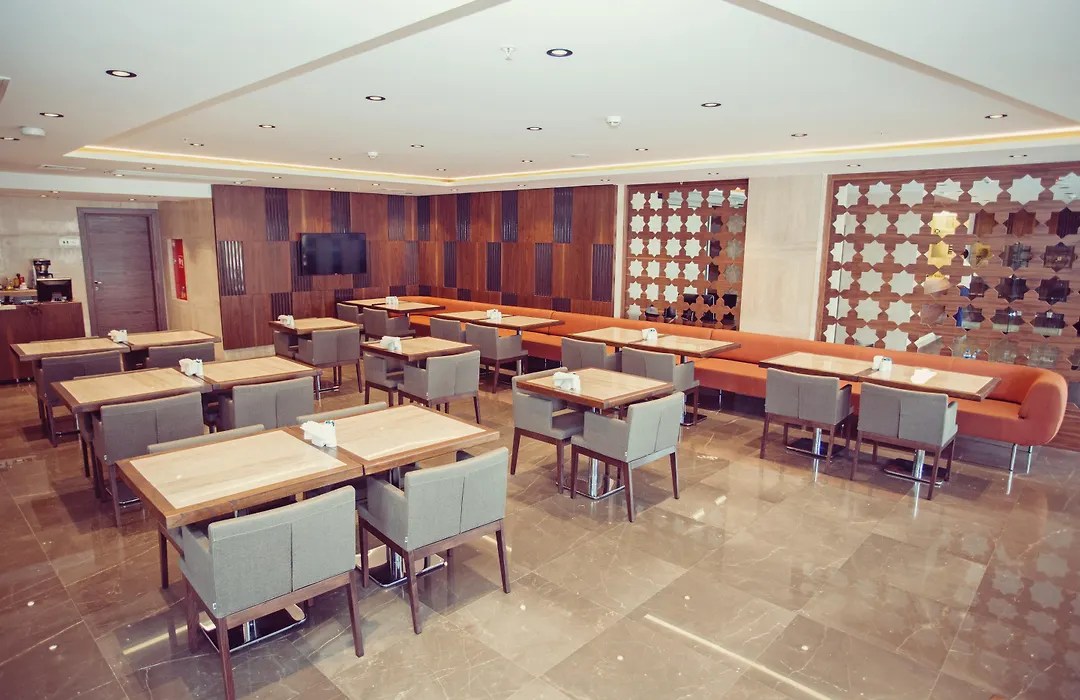 Fesa Business Hotel-1