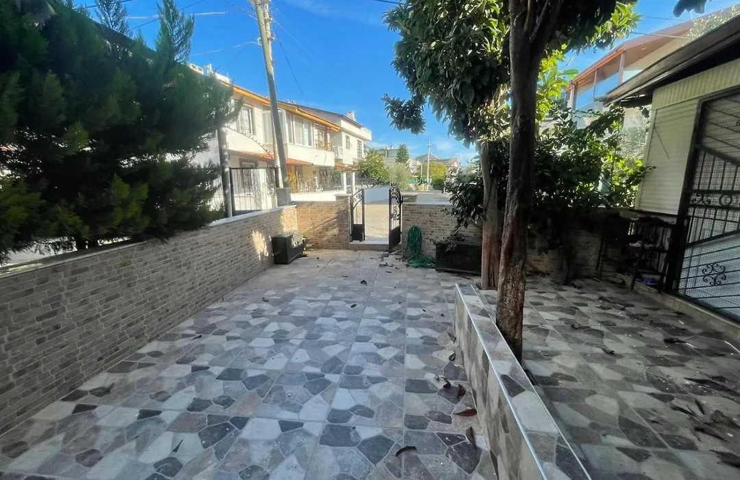 Furnished House For Rent In Oezdere-1