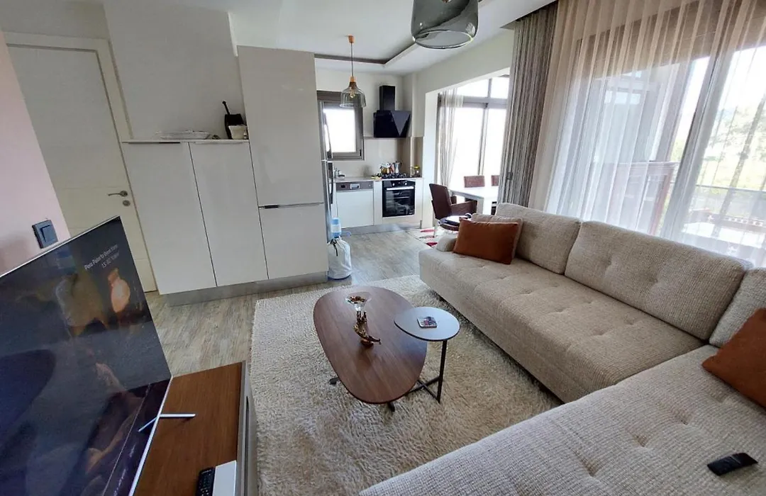 Flat Close To The Sea With Balcony In Golturkbuku-1