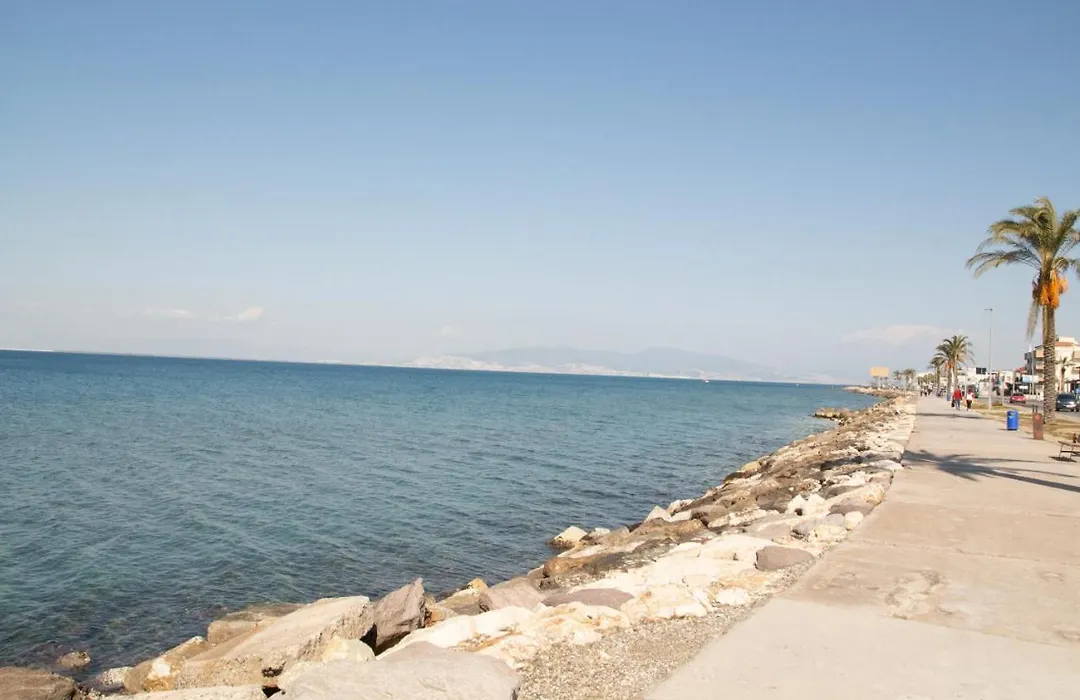 Colorful Apartment With Sea View Near Sea In Guzelbahce Izmir-1