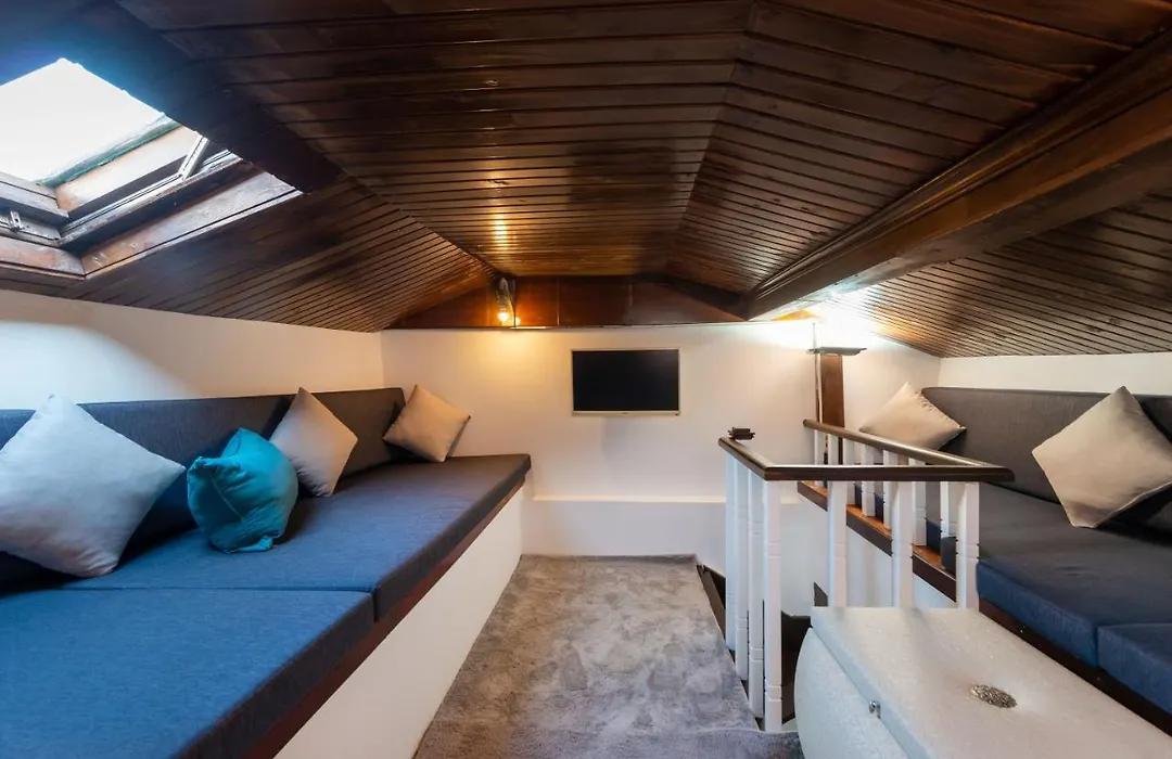 Harem Triplex Villa-1