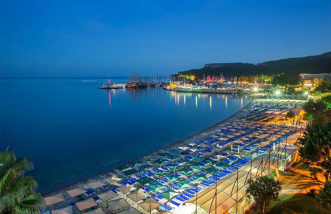 Bonn Beach Hotel By Rrh&R Kemer-1