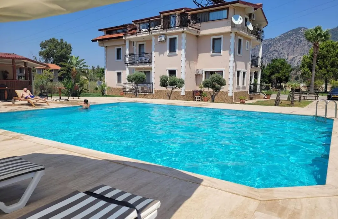 Oasis Apart Hotel-1