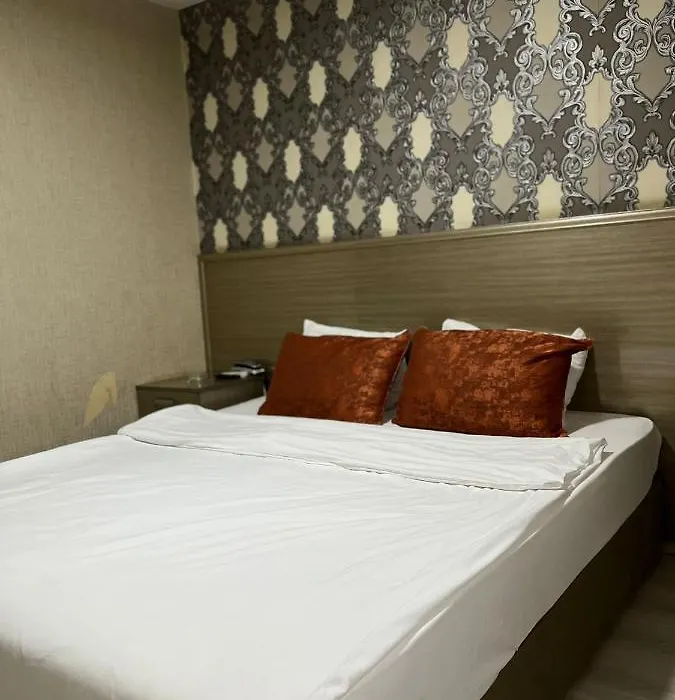 Metro Otel-1