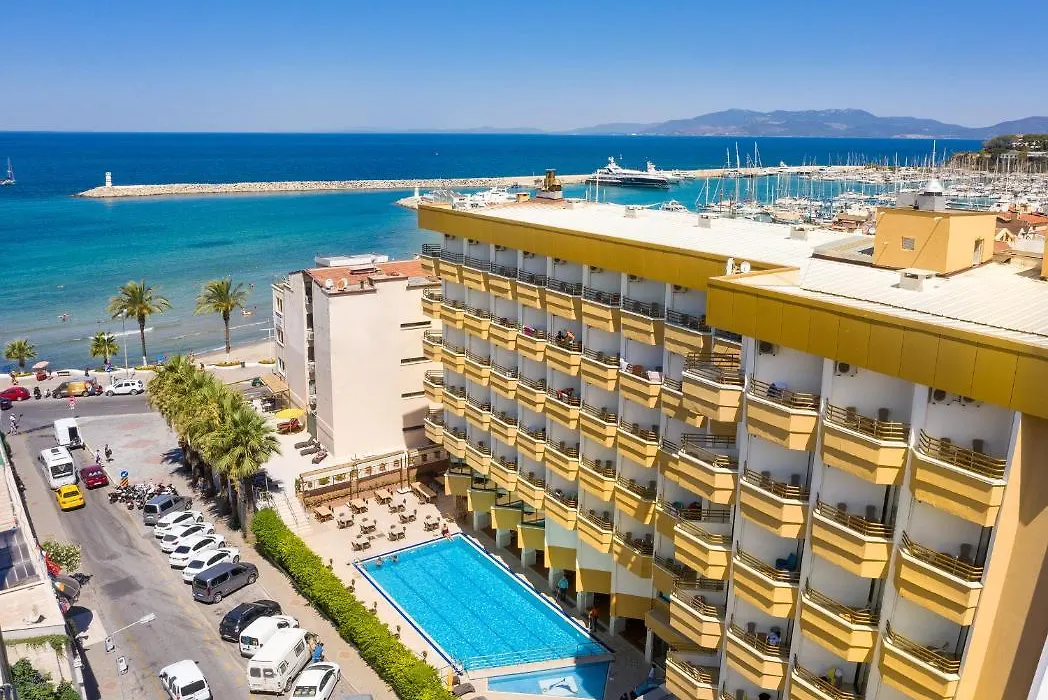 Palm Hotel-1