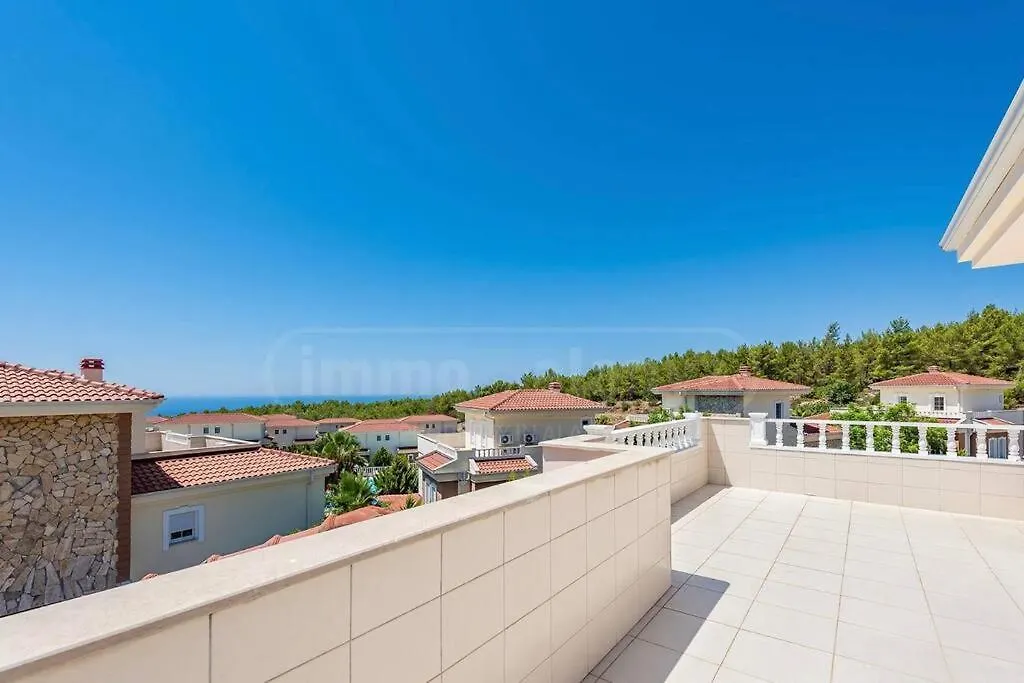 Sleeps 8, Private Pool Villa - Awz 256-1
