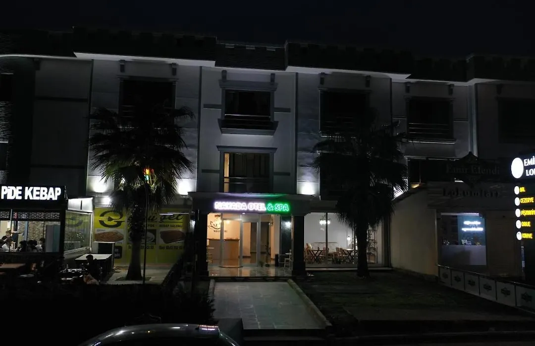 Nayada Otel Spa-1