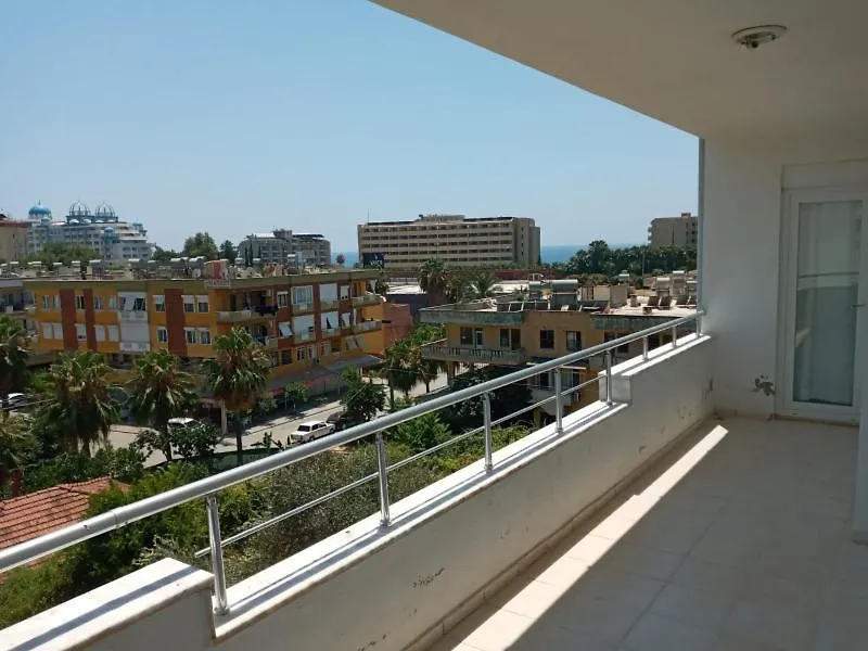 Oezgoer Apart Otel-1