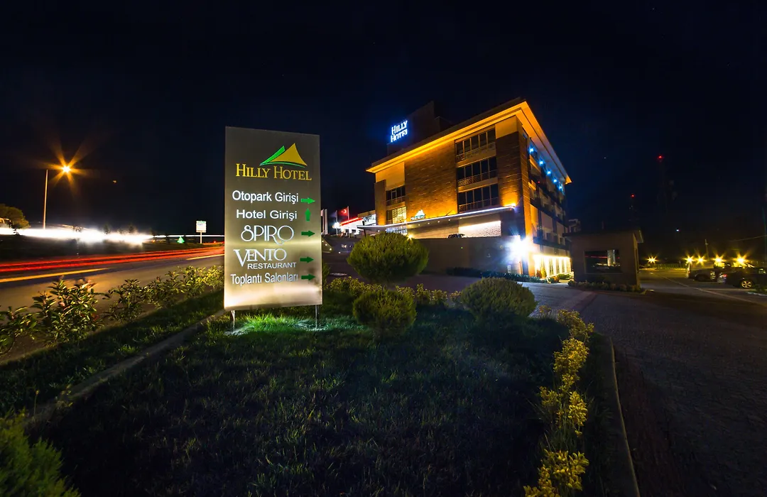 Hilly Hotel-1