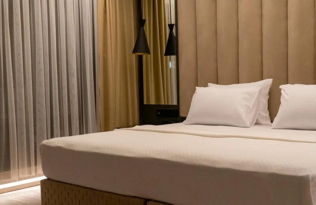 Bloom Suite Hotel-1