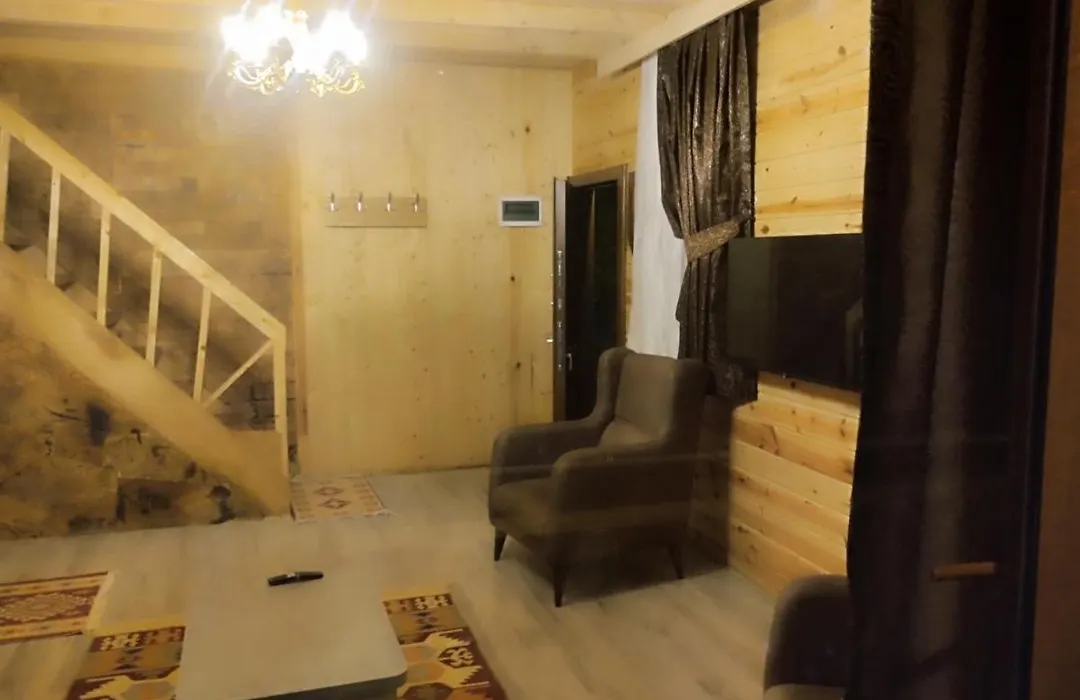 Kirsula dağ evi-1