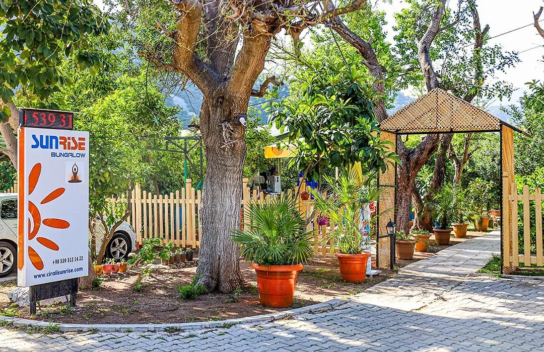 Three Islands Bungalow-1