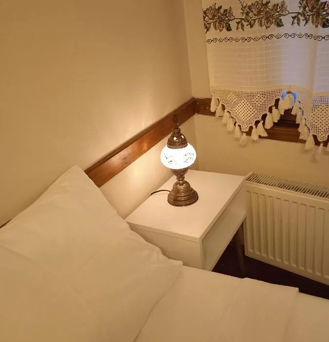 Melkan Otel Oda3-3Kisilik-1