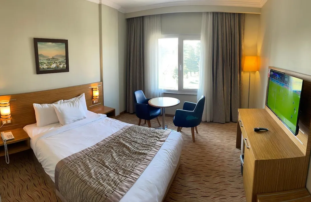 Hotel Almina Park-1