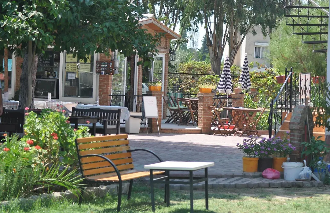 Mursel Garden Hotel-1