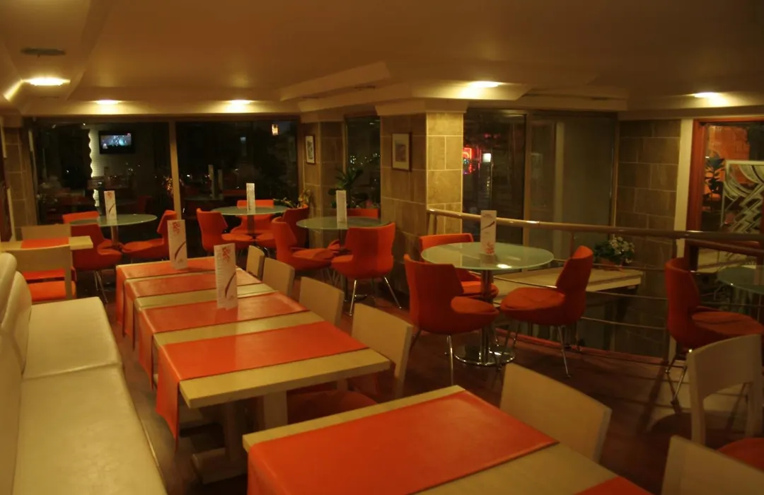 Anzac Hotel-1