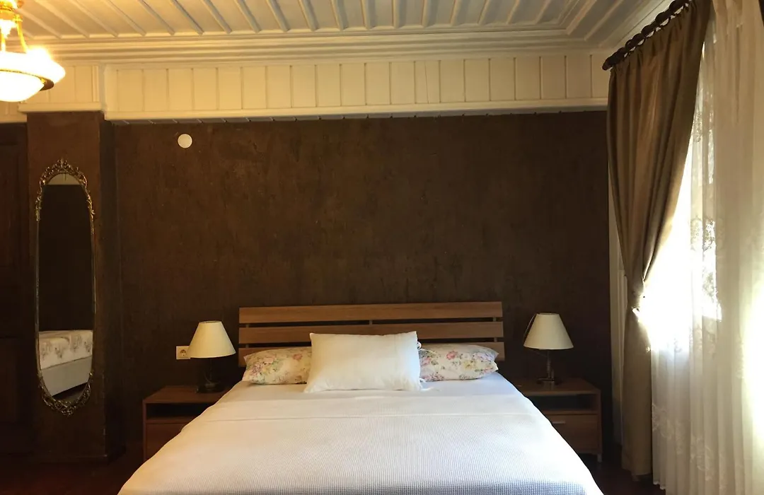 Konak Lapeistra Hotel-1